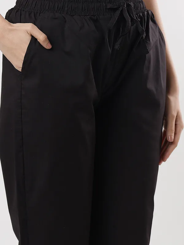 Kohinoorised_Stretchable_Cotton_Pants_With_Drawstring_and_Two_Side_Pockets_(Shrinkage_Free)_Black