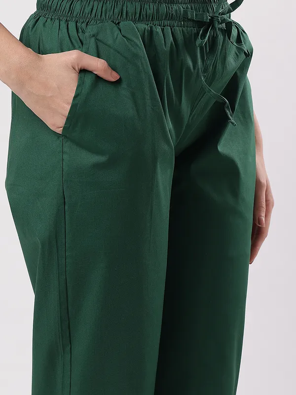 Kohinoorised_Stretchable_Cotton_Pants_With_Drawstring_and_Two_Side_Pockets_(Shrinkage_Free)_Bottle_Green