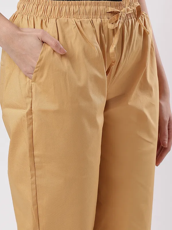 Kohinoorised_Stretchable_Cotton_Pants_With_Drawstring_and_Two_Side_Pockets_(Shrinkage_Free)_Light_Skin