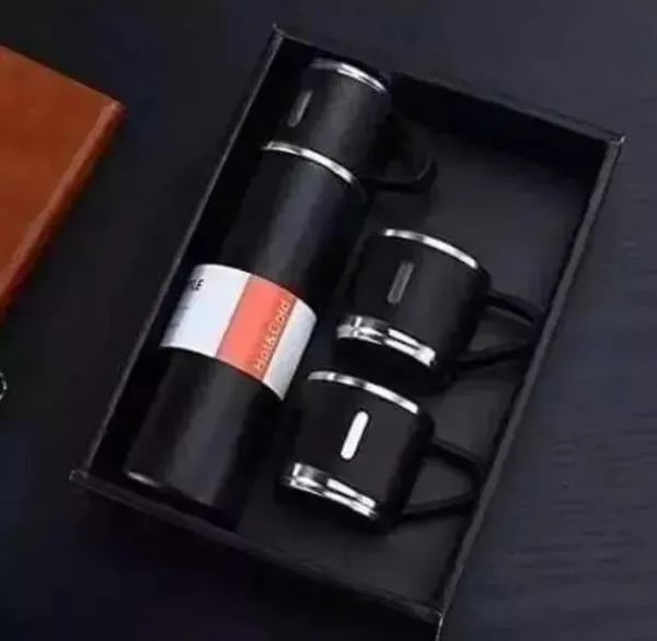 Vacuum_Flask_Set_With_Cups