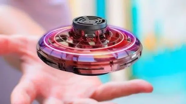 Hand_Controlled_Flying_Spinner_Toy