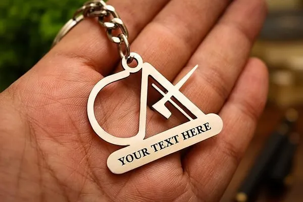 Metal_Keychain_With_Name_Engraving