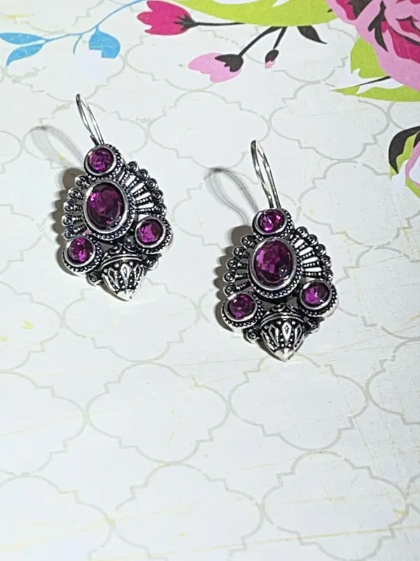 Black_Premium_Metal_Earrings_For_Women