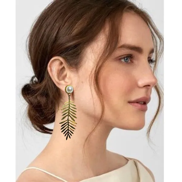 Gold_Premium_Metal_Earrings_For_Women