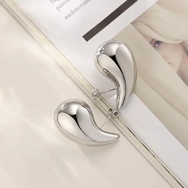 Silver_Premium_Metal_Earrings_For_Women