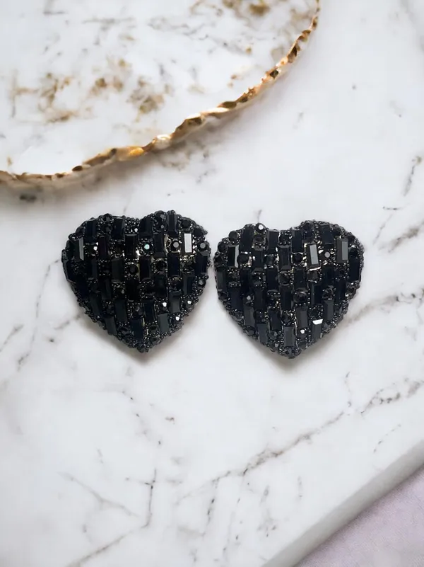 Black_Premium_Metal_Earrings_For_Women