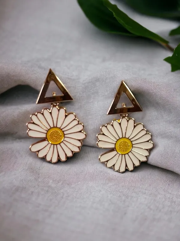 White_And_Yellow_Premium_Metal_Earrings_For_Women
