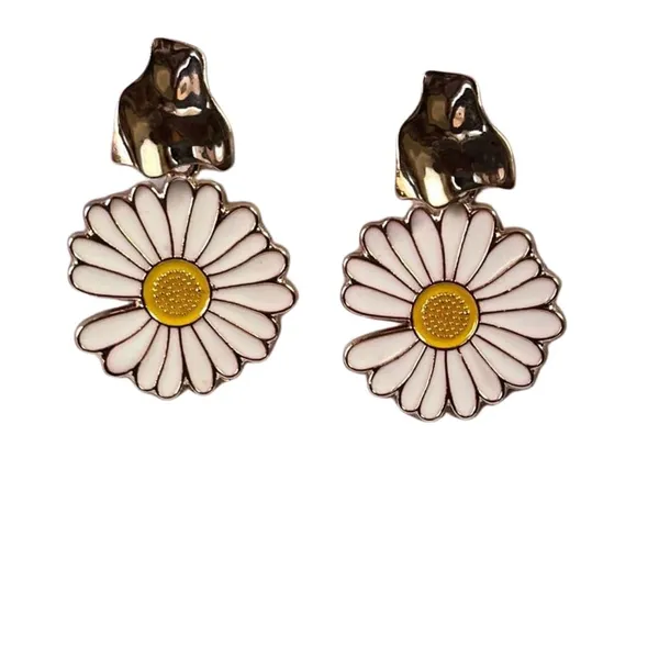 Yellow_And_White_Premium_Metal_Earrings_For_Women
