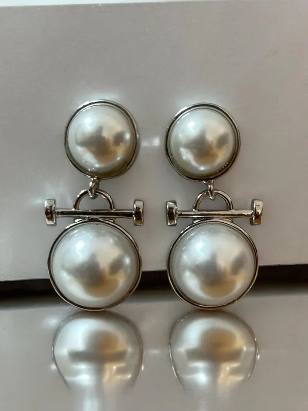 Gold_Premium_Metal_Earrings_For_Women
