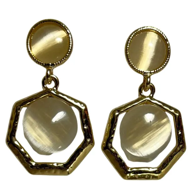 Gold_Premium_Metal_Earrings_For_Women