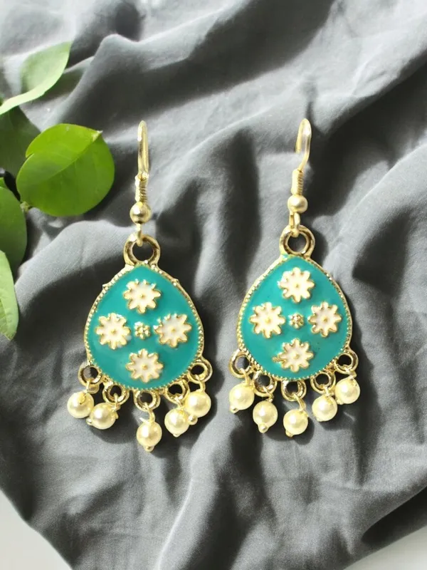 Green_And_Gold_Premium_Metal_Earrings_For_Women