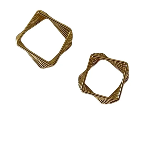 Rose_Gold_Premium_Metal_Earrings_For_Women