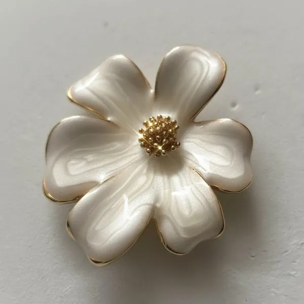 White_Flower_Stud_Earrings_With_Gold_Finish_|_Elegant_Floral_Earrings_For_Women_&_Girls_|_Daily_Wear_&_Party_Wear