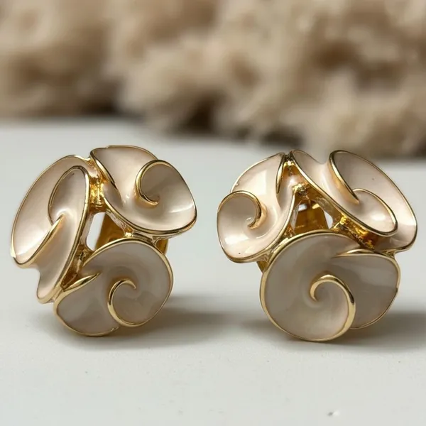 White_Enamel_Floral_Stud_Earrings_With_Gold_Finish_|_Designer_Statement_Earrings_For_Women_&_Girls_|_Party_Wear_Jewellery