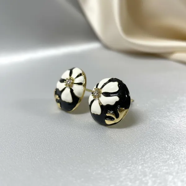 Black_&_White_Floral_Stud_Earrings_With_Crystal_Center_|_Gold_Plated_Designer_Earrings_For_Women_&_Girls_|_Stylish_Daily_&_Party_Wear