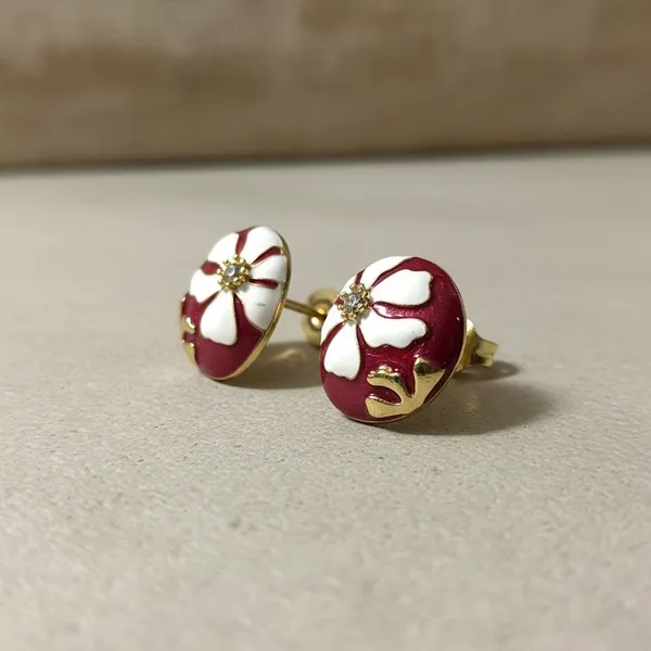 Floral_Enamel_Stud_Earrings_For_Women_|_Red_&_White_Flower_Design_Gold_Plated_Earrings_|_Elegant_Daily_Wear_Jewellery