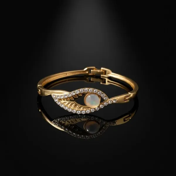 Gold_Premium_Metal_Bracelet_For_Women
