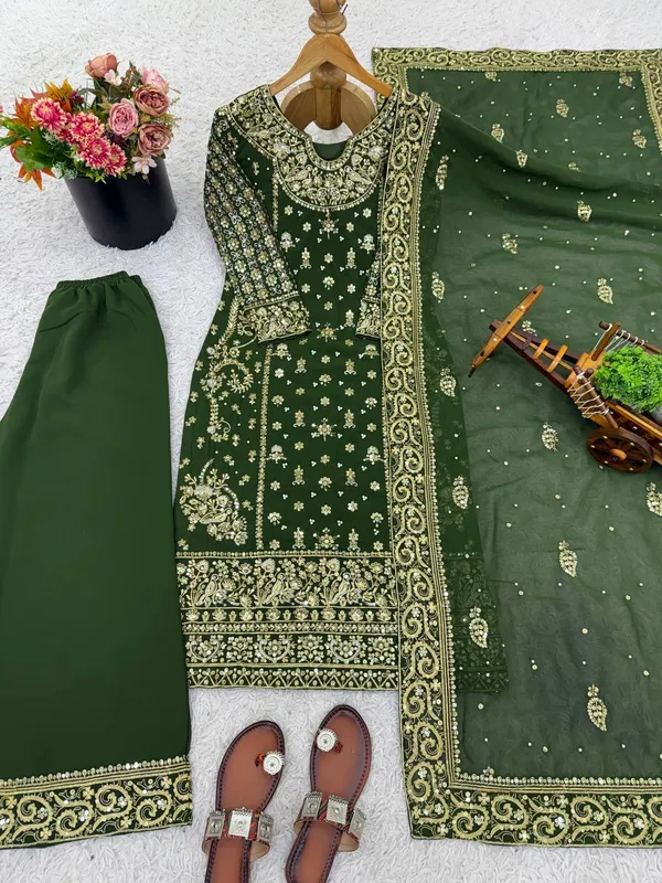 Green_Premium_Embroidered_Cotton_Blend_Kurta_Set_For_Women
