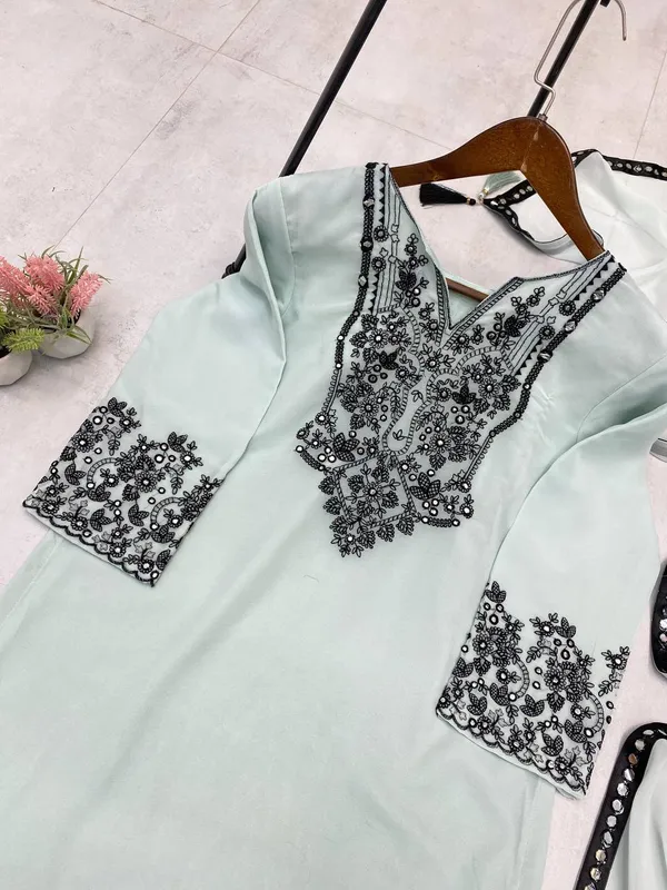 Pista_Green_Premium_Embellished_Georgette_Tunic_Set_For_Women