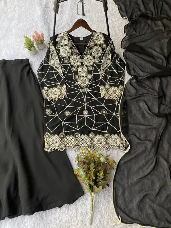 Black_Premium_Geometric_Embroidered_Cotton_Blend_Kurti_For_Women