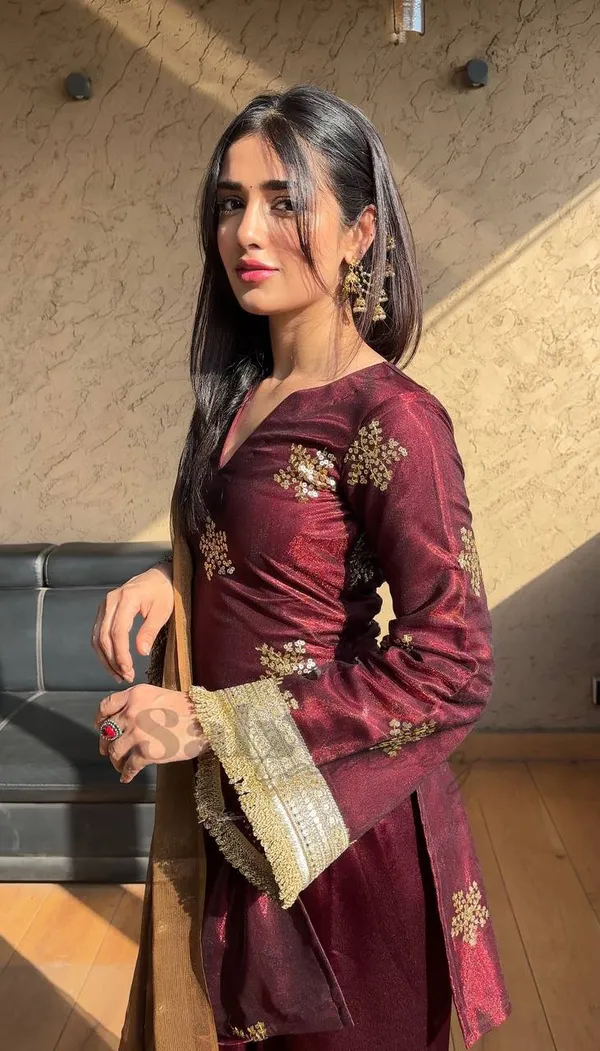 Maroon_Premium_Embroidered_Georgette_Kurta_Set_For_Women