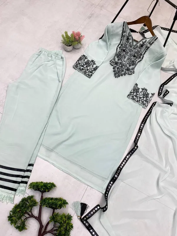 Pista_Green_Premium_Embellished_Georgette_Tunic_Set_For_Women