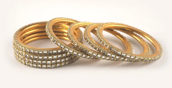 Golden_Alloy_With_Kundan_Stones_Bangle_Set_For_Women_And_Brides_Set_Of_12