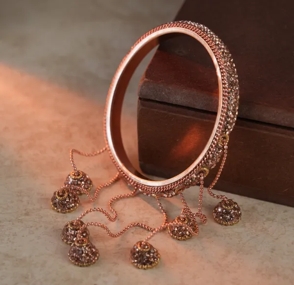 Rose_Gold_Alloy_With_Crystal_Stones_Bangle_Set_For_Women_And_Girls_Set_Of_4