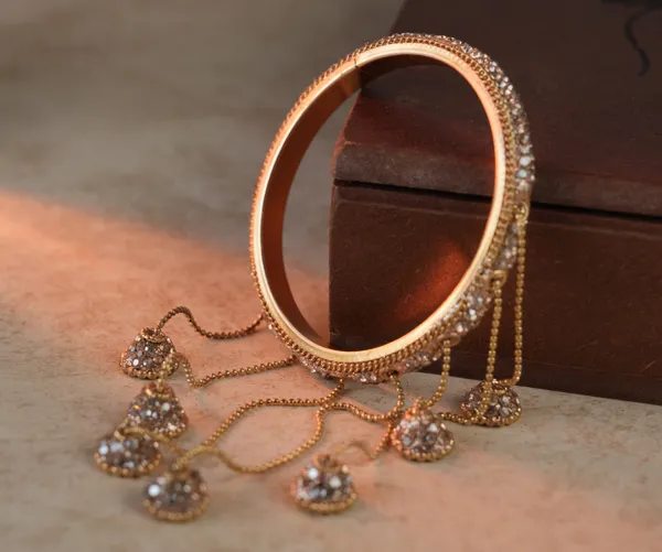 Golden_Alloy_With_Stones_And_Chains_Charm_Hanging_Bangles_For_Women_Set_Of_2