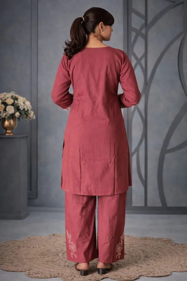 Fashveda_Rose_Bloom_Embroidery_Kurta_Set