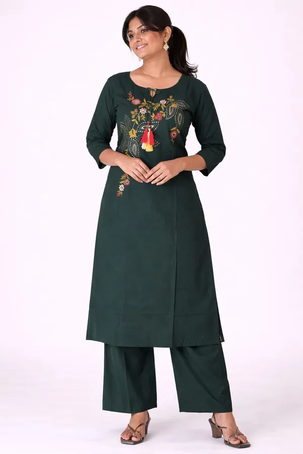 Fashveda_Emerald_Bloom_Tassel_Embroidery_Co-ord_Set