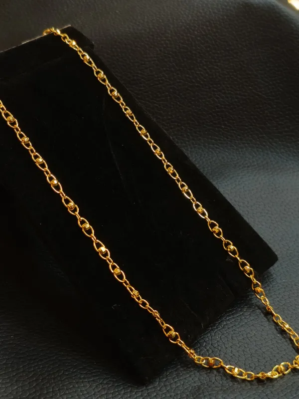Gold_Toned_Chain_Necklace_For_Men_And_Women