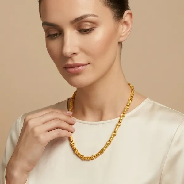 Elegant_Gold_Toned_Textured_Chain_Necklace