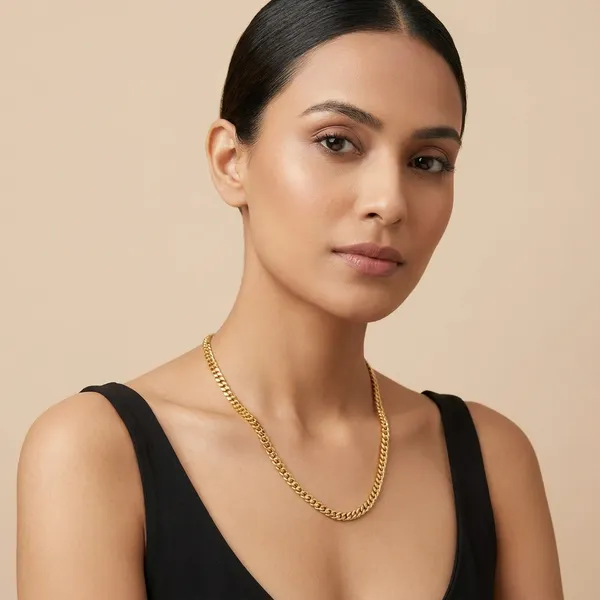Elegant_Gold_Tone_Chain_Necklace