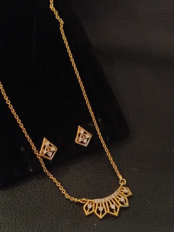 Golden_Crescent_Pendant_Necklace_With_Matching_Square_Stud_Earrings_Set