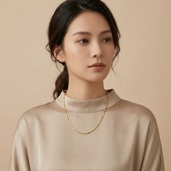 Elegant_Gold_Toned_Chain_Necklace