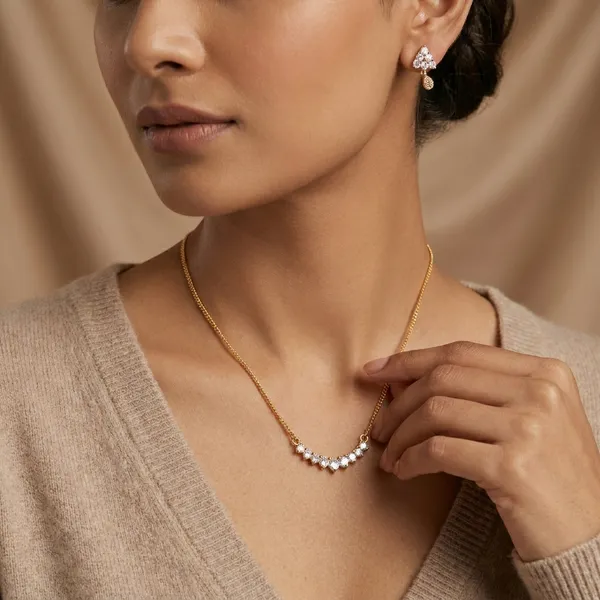Elegant_Crescent_Smile_Pendant_Necklace_With_Matching_Earrings_Set