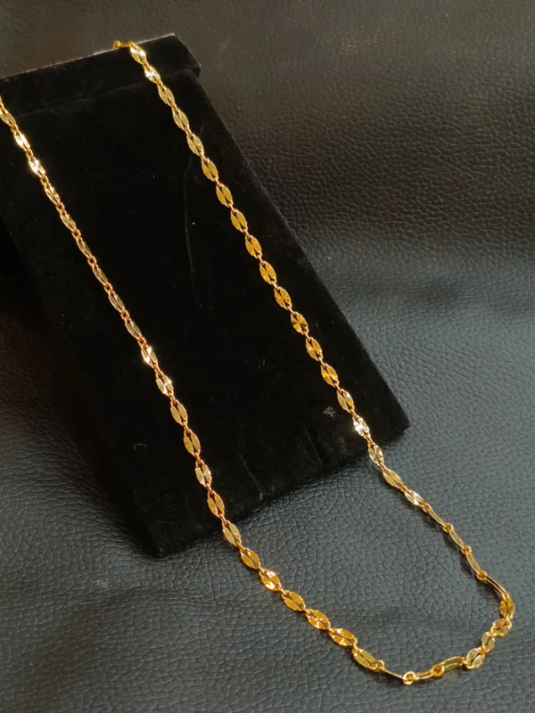 Gold_Toned_Twisted_Chain_Necklace