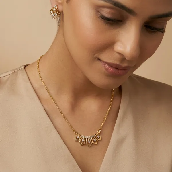 Golden_Crescent_Pendant_Necklace_With_Matching_Square_Stud_Earrings_Set