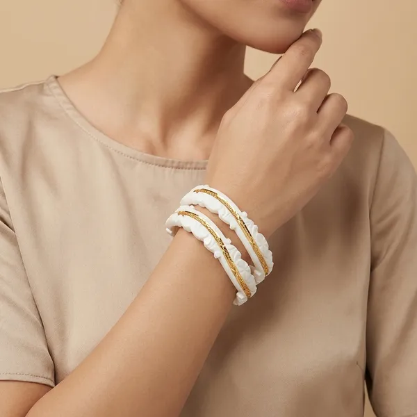 Heavy_Conch_Sakha_With_Beki_Gold_Designer_Pat_24_Kt_Gold_Plated