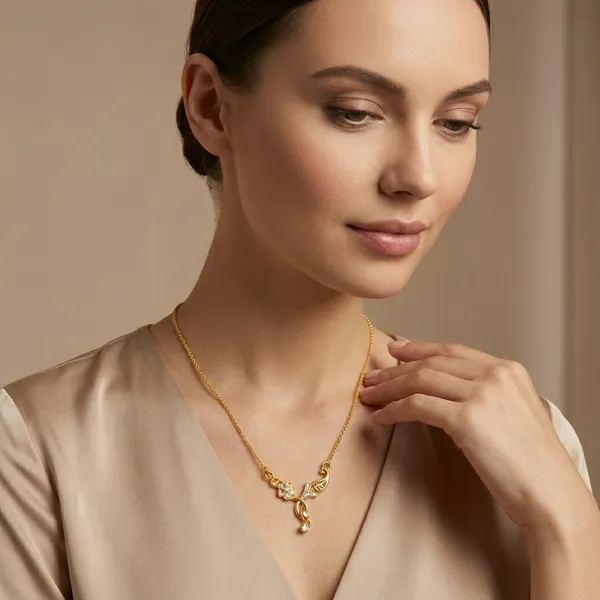Elegant_Gold_Toned_Butterfly_Pendant_Necklace