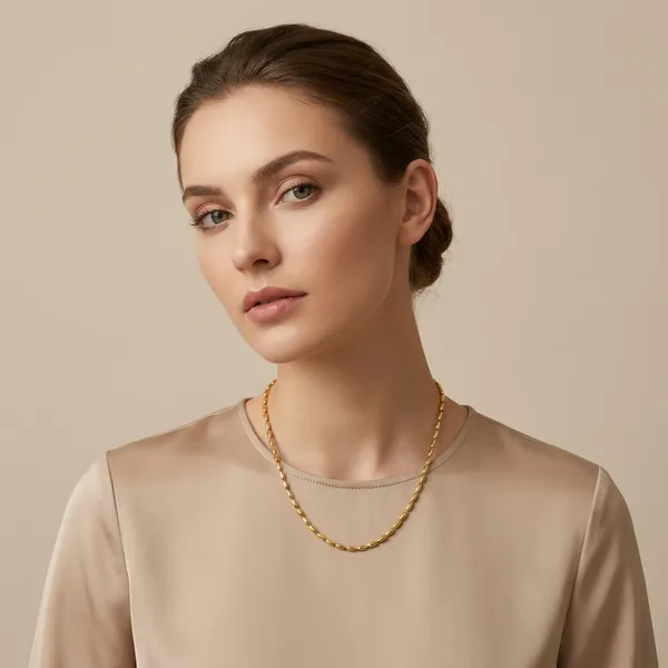 Elegant_Gold_Toned_Chain_Necklace