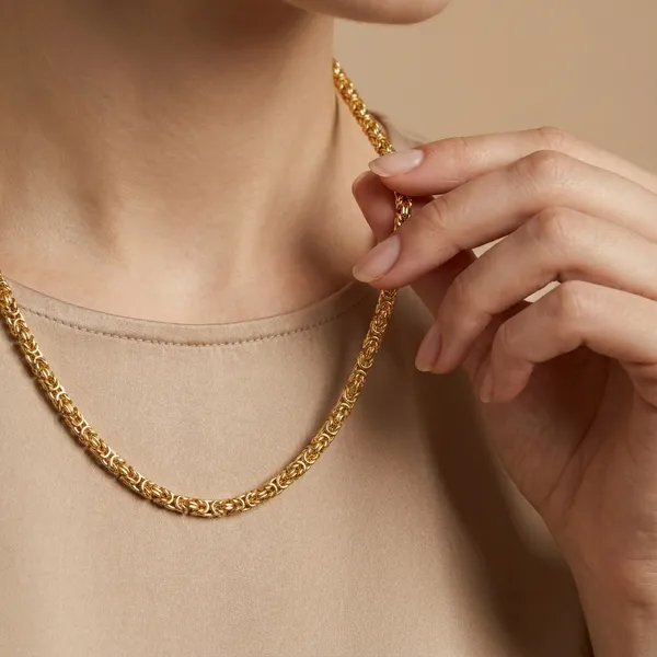 Elegant_Gold_Toned_Chain_Necklace
