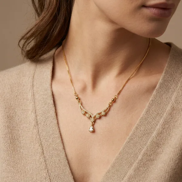Elegant_Gold_Tone_Crystal_Pendant_Necklace_For_Women
