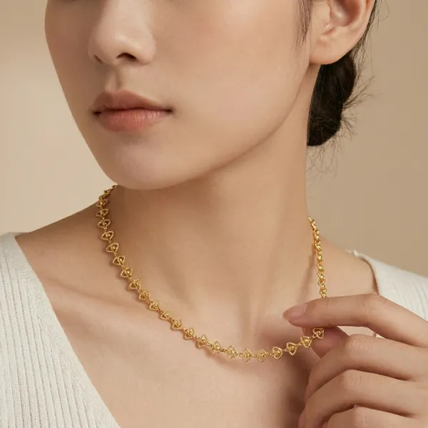 Elegant_Gold_Tone_Geometric_Chain_Necklace