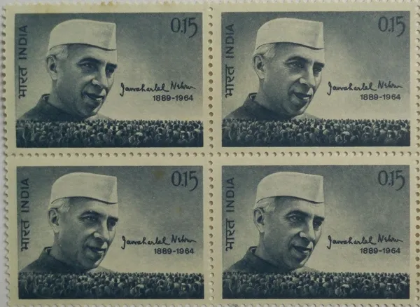 India_-_12_Jun_1964_Jawaharlal_Nehru._Personality,_Freedom_Fighter,_Prime_Minister,_Headgear,_Cap,_Indian_National_Congress,_Autograph,_15_P_(Block_of_4_Stamps)_-_MNH_-_Pack_of_2
