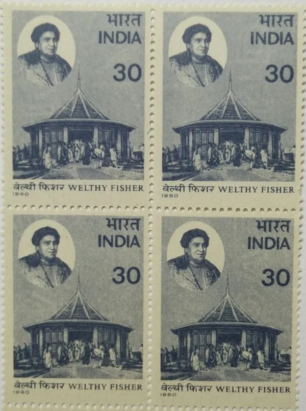 India_-_1980_-_Welthy_Fisher._Personality,_Teacher,_Missionary,_Author,_Ramon_Magsaysay_Award,_Saksharta_Nicketan_House,_30P._(Block_of_4_stamp)_-_MNH_-_Pack_of_2