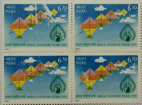 India_Tourism_Year_1991_Tourism,_Kites,_Emblem_(Block_of_4_stamp)_-_MNH