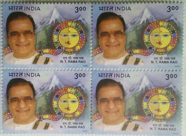 India_-_2000_-_Dr_Nandamuri_Taraka_Rama_Rao,_Actor,_Politician_Reformer_(Block_of_4_Stamp)_-_MNH
