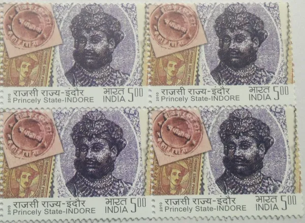 India_-_2010_-_Indian_Postage_Stamps:_PRINCELY_States_Thematic_Indore_(Block_of_4_stamp)_-_MNH_-_Pack_of_2